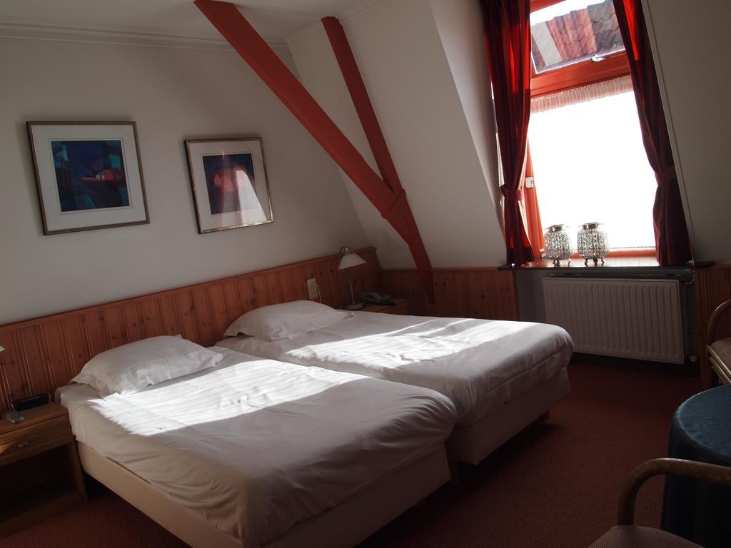 Hotel De La Poste Ootmarsum Zimmer foto